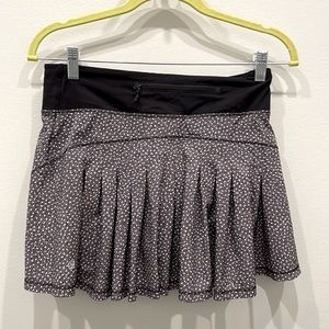 Lululemon Black Skort Size 4
